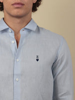 Leinenhemd Himmelblau Herz & Initial Close-up #navyblau