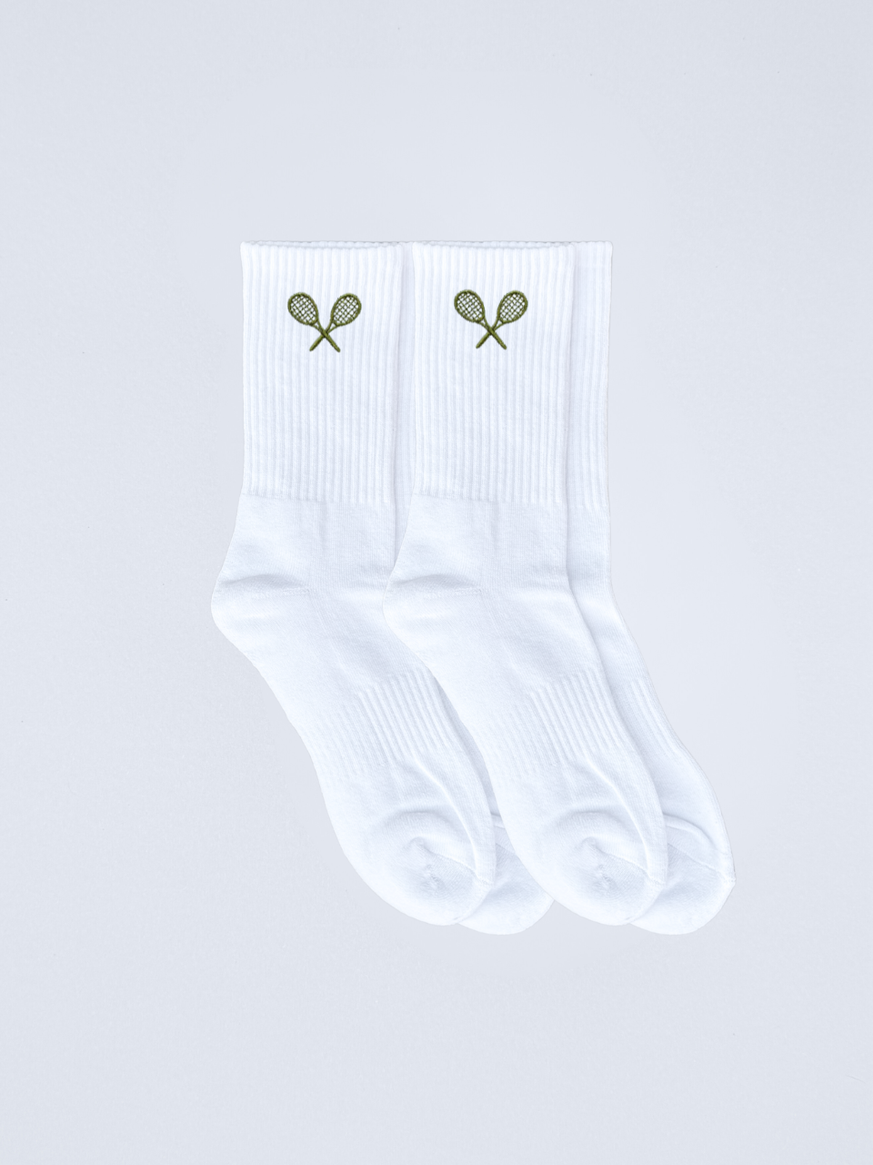 Weiße Socken mit grüner Tennisschläger-Stickerei im 2er-Pack, flach ausgebreitet